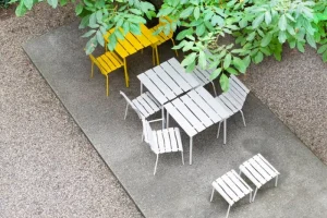 valerie_objects Terrassenmöbel^Aligned Stuhl, Cremeweiß