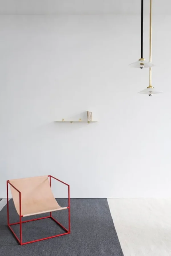 Artek Sitzgelegenheiten-valerie_objects Solo Seat Loungesessel, rot – Leder