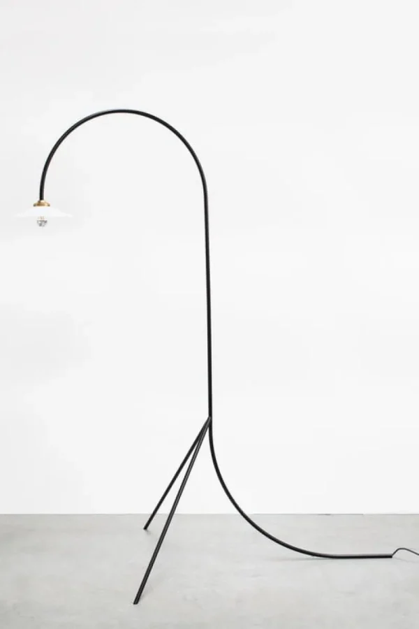 Marset Stehleuchten-valerie_objects Standing Lamp n1, schwarz