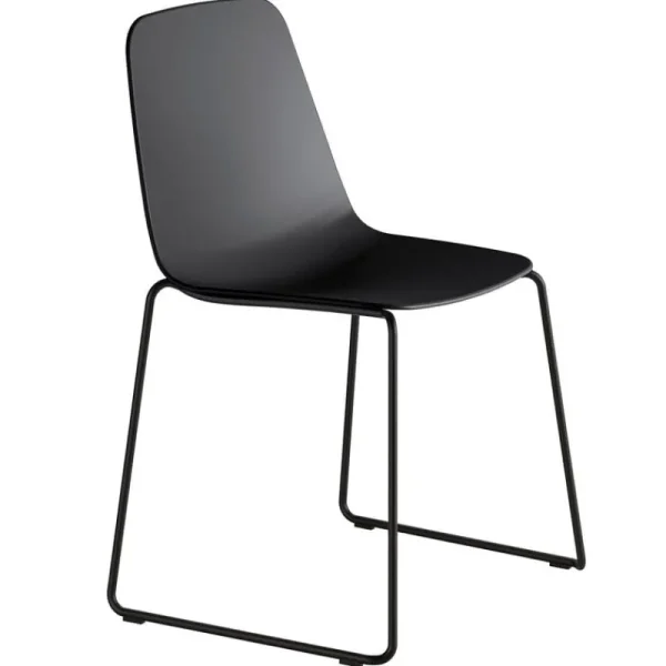 Form & Refine Sitzgelegenheiten-Viccarbe Maarten Stuhl, Kufengestell, Schwarz