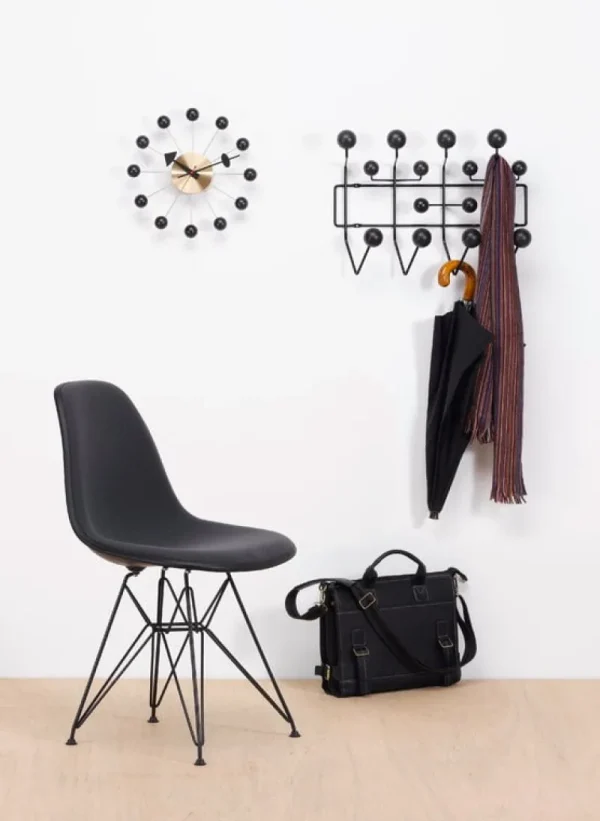 Vitra Uhren-Ball Clock, schwarz/Messing