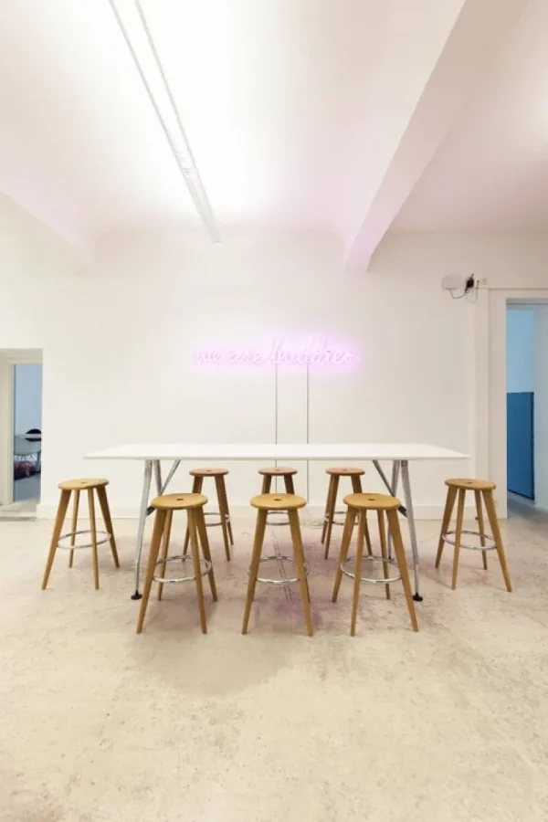 Poiat Sitzgelegenheiten-Vitra Barhocker Tabouret Haut, Eiche natur