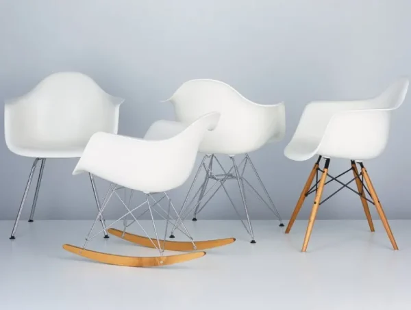 Muuto Sitzgelegenheiten-Vitra Eames DAR Stuhl, weiß/Chrom