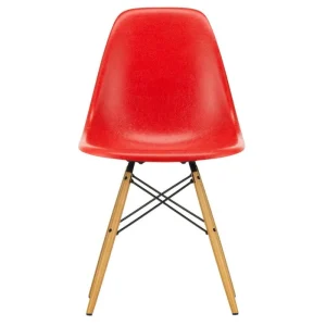 Vitra Sitzgelegenheiten-Eames DSW Fiberglass Stuhl, klassisch rot - Ahorn