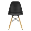 Muuto Sitzgelegenheiten-Vitra Eames DSW Stuhl, deep black RE - Ahorn