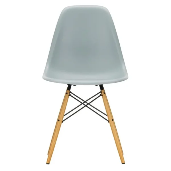 Tolix Sitzgelegenheiten-Vitra Eames DSW Stuhl, light grey RE - Ahorn