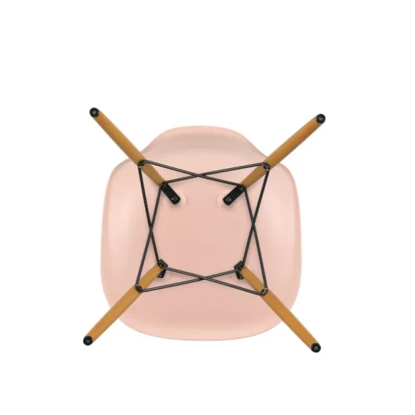 Muuto Sitzgelegenheiten-Vitra Eames DSW Stuhl, pale rose RE - Ahorn
