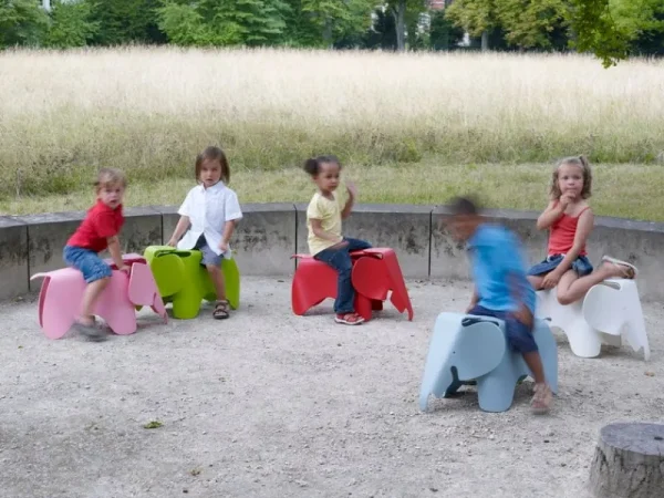 Kinder Vitra Möbel Für Das Kinderzimmer^Eames Elephant, weiß