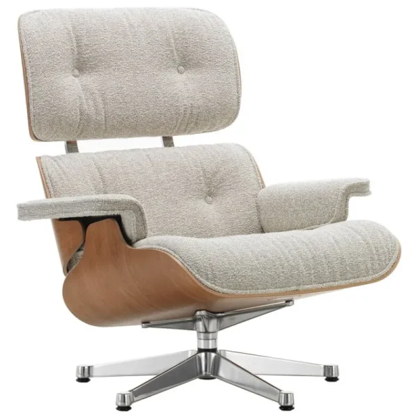 Vitra Sitzgelegenheiten-Eames Lounge Chair, neue Größe, amer. Kirsche - Nubia Creme/Sand