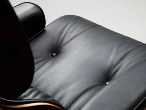 Vitra Sitzgelegenheiten-Eames Lounge Chair&Ottoman, klass. Gr., Palisander - Leder schw.