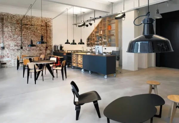 OX Denmarq Sitzgelegenheiten-Vitra Standard Chair, Tiefschwarz – Eiche