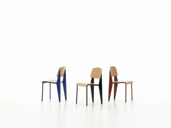 OX Denmarq Sitzgelegenheiten-Vitra Standard Chair, Tiefschwarz – Eiche