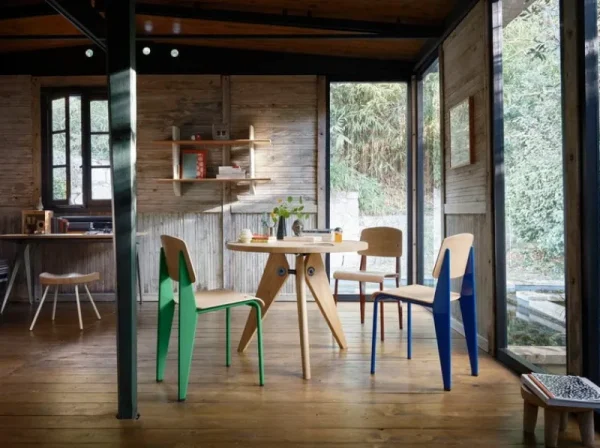 NORR11 Sitzgelegenheiten-Vitra Standard Stuhl, Prouvé Bleu Marcoule - Eiche