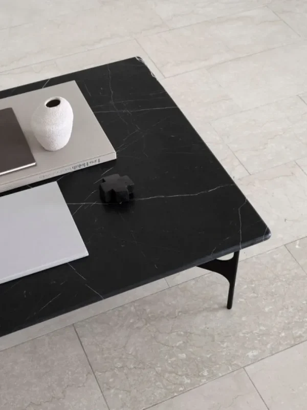 HAY Tische-Wendelbo Floema Couchtisch, quadratisch, Schwarz - schwarzer Marmor