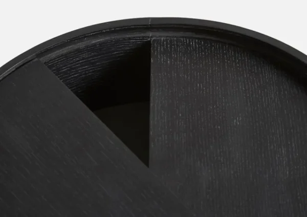 Warm Nordic Tische-Woud Arc Beistelltisch, Esche schwarz lackiert