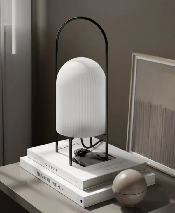Audo Copenhagen Tischlampen-Woud Ghost Tischlampe
