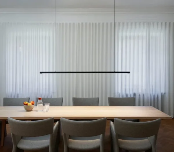 AGO Deckenleuchten-Wästberg w181 Linier Pendelleuchte, 2700 K, dimmbar, Schwarz