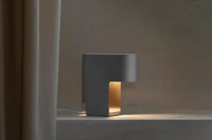 Oluce Tischlampen-Wästberg w223 Pawson Tischleuchte, Aluminium
