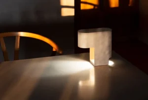 Oluce Tischlampen-Wästberg w223 Pawson Tischleuchte, Marmor