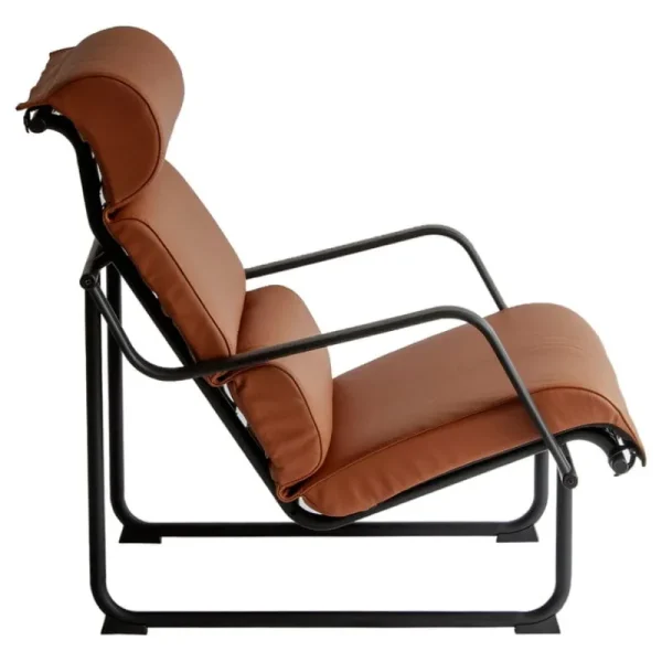 HAY Sitzgelegenheiten-Yrjö Kukkapuro Remmi Loungesessel, Schwarz - cognacbraunes Leder
